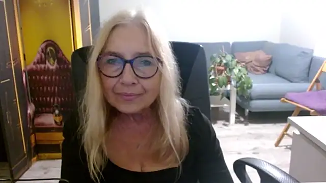 sofia xkiss online show from 11-03-25, 03:02