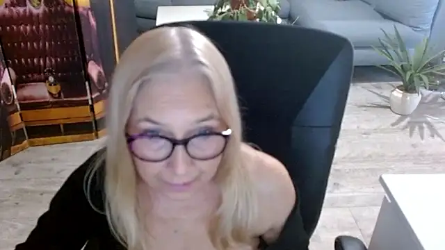 sofia xkiss online show from 02-01-26, 03:10