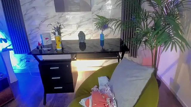 SofiaGomez420 online show from 02-08-25, 12:50