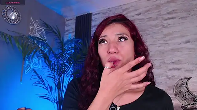 SofiaGomez420 online show from 03-18-25, 04:37