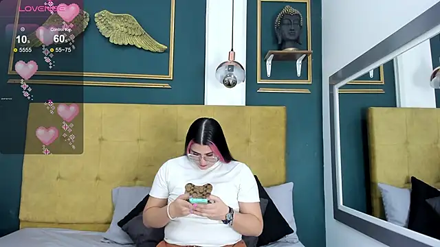 BellaPeers  online show from 02-04-25, 11:38