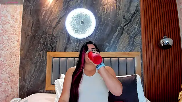 BellaPeers  online show from 10-09-25, 11:52