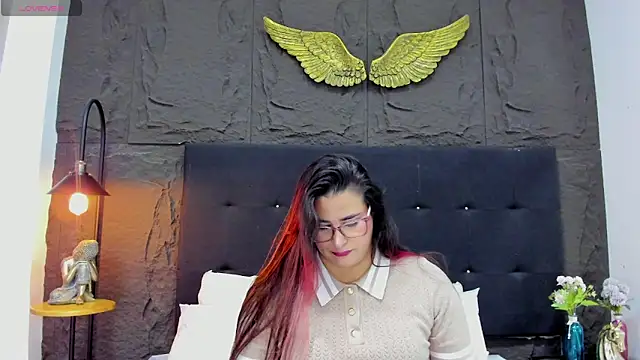 BellaPeers  online show from 04-01-26, 11:55