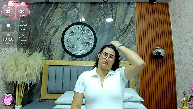 BellaPeers  online show from 04-11-26, 11:36