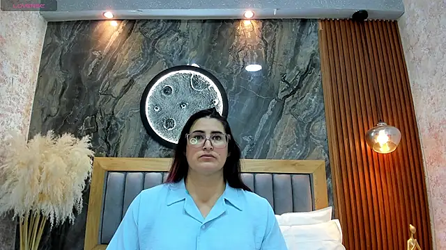 BellaPeers  online show from 05-30-26, 12:02