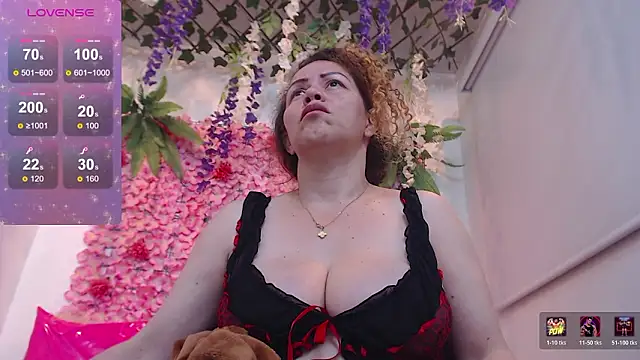 BLONDE SEXYHOT online show from 02-19-26, 10:00