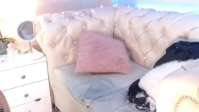 Barbie Fox online show from 07-30-26, 12:53