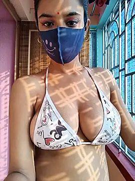 Snapshot of wild_bong_queen chatting on 11-30-25, 09:35 wild bong queen online show from 11-30-25, 09:35