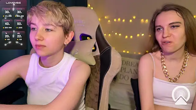 Snapshot of velvetvalkyries chatting on 03-15-25, 05:26 velvetvalkyries online show from 03-15-25, 05:26