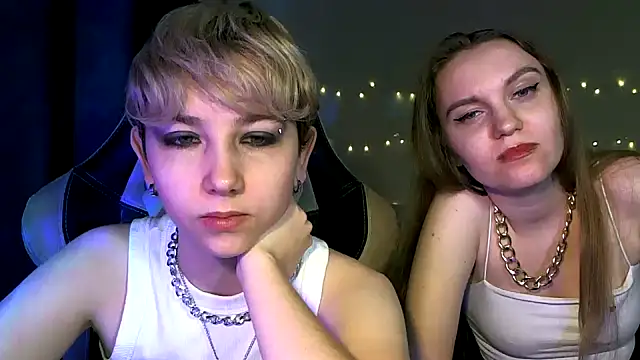 Snapshot of velvetvalkyries chatting on 03-16-25, 02:55 velvetvalkyries online show from 03-16-25, 02:55