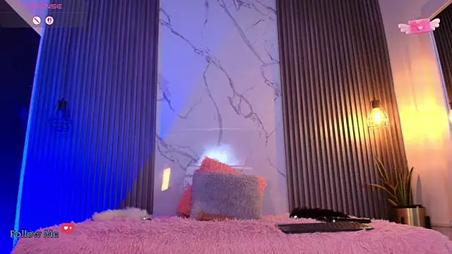 Iamvictoria06 online show from 10-25-25, 07:41