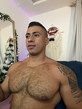 aaroncolombia online show from 12-21-25, 10:33