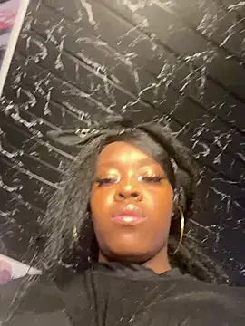 Snapshot of Thyana_LS chatting on 03-22-25, 01:19 Thyana LS online show from 03-22-25, 01:19