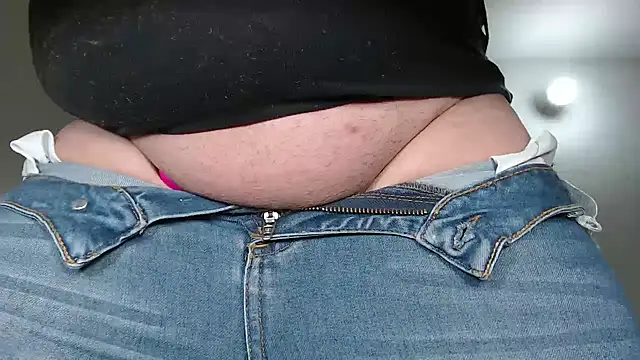 EmmyHorny  online show from 01-18-26, 04:16