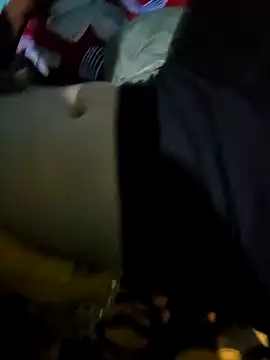 Snapshot of hotbaby_5 chatting on 01-06-25, 03:40 hotbaby 5 online show from 01-06-25, 03:40