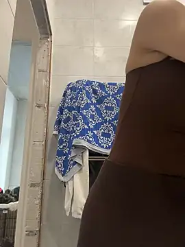 Snapshot of CharleneWoods chatting on 03-02-25, 05:44 CharleneWoods online show from 03-02-25, 05:44