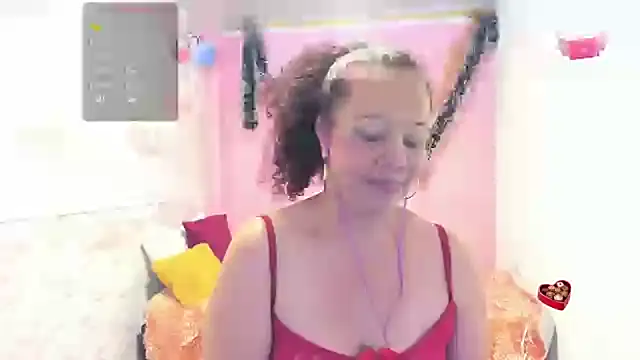 Snapshot of Brunette_sasha chatting on 01-21-25, 03:21 Brunette sasha online show from 01-21-25, 03:21