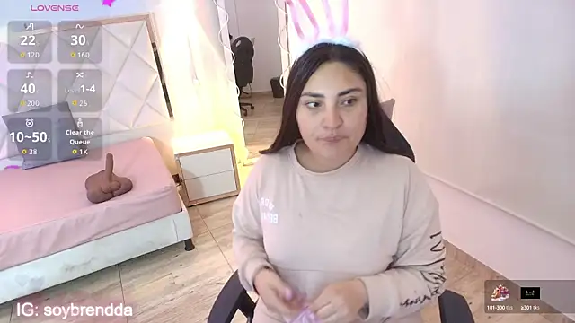 Brendda tay online show from 09-21-25, 03:19