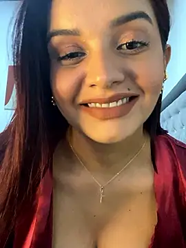 Melanyprada online show from 11-21-25, 04:55