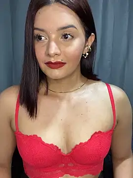 Snapshot of Melanyprada chatting on 02-05-26, 04:39 Melanyprada online show from 02-05-26, 04:39