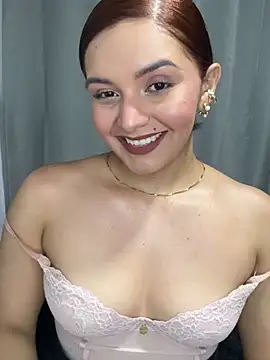 Snapshot of Melanyprada chatting on 02-18-26, 04:52 Melanyprada online show from 02-18-26, 04:52