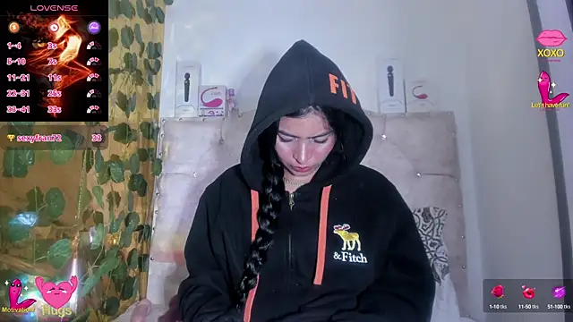 Snapshot of cristalconnorr chatting on 10-07-25, 06:05 cristalconnorr online show from 10-07-25, 06:05