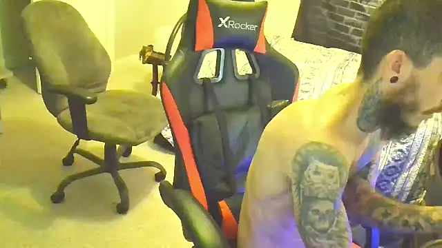 XMeF10 online show from 02-01-25, 02:56