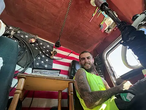 XMeF10 online show from 09-18-25, 08:00