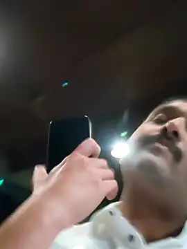 Snapshot of Akhil3290 chatting on 11-16-25, 02:11 Akhil3290 online show from 11-16-25, 02:11