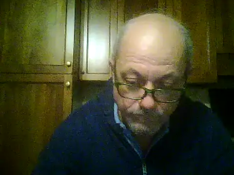 Snapshot of gianbragallini chatting on 01-08-25, 11:09 gianbragallini online show from 01-08-25, 11:09