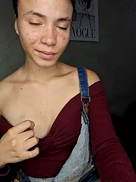 HelenHoltz online show from 09-30-25, 02:00