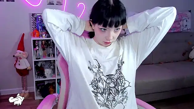 Snapshot of SweetieMollyy chatting on 11-19-25, 08:36 SweetieMollyy online show from 11-19-25, 08:36