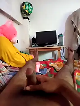 Snapshot of Cute_boleh chatting on 03-23-25, 04:16 Cute boleh online show from 03-23-25, 04:16