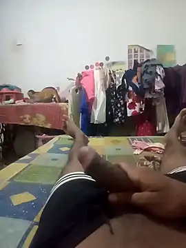 Snapshot of Cute_boleh chatting on 09-12-25, 04:01 Cute boleh online show from 09-12-25, 04:01