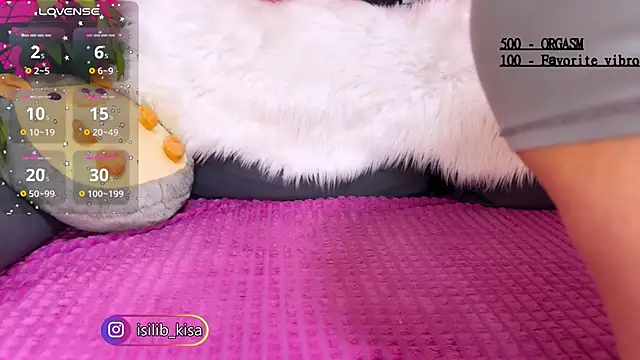 Snapshot of -Lisa_Kisa- chatting on 02-15-25, 09:04 -Lisa Kisa- online show from 02-15-25, 09:04