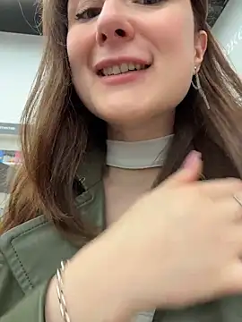Snapshot of Dina_Tease chatting on 05-11-26, 02:45 Dina Tease online show from 05-11-26, 02:45