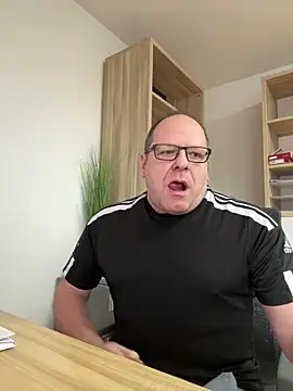 coupleLatinaLovers online show from 01-09-25, 10:41