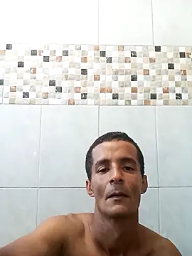 morenogato100 online show from 04-07-26, 10:05