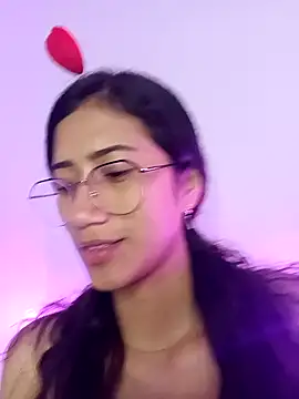 KaitlynLoveCam online show from 02-05-25, 09:25