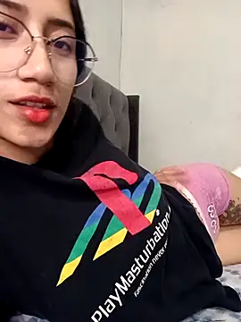 KaitlynLoveCam online show from 02-11-25, 03:08