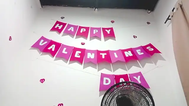 PetiteIvoryQueen19 online show from 02-26-25, 07:31