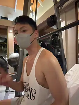 Snapshot of frnk30151 chatting on 02-15-26, 04:14 frnk30151 online show from 02-15-26, 04:14