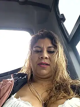 Laura-Hernandez online show from 12-05-25, 03:09