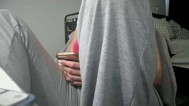 bigb00tyjudyyX online show from 03-04-26, 02:34