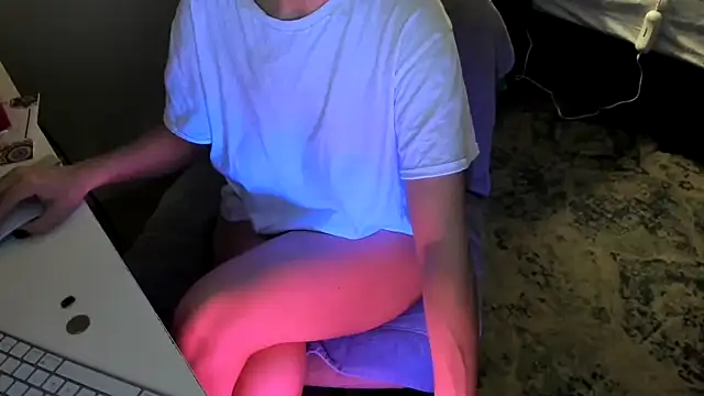 bigb00tyjudyyX online show from 03-30-26, 03:57