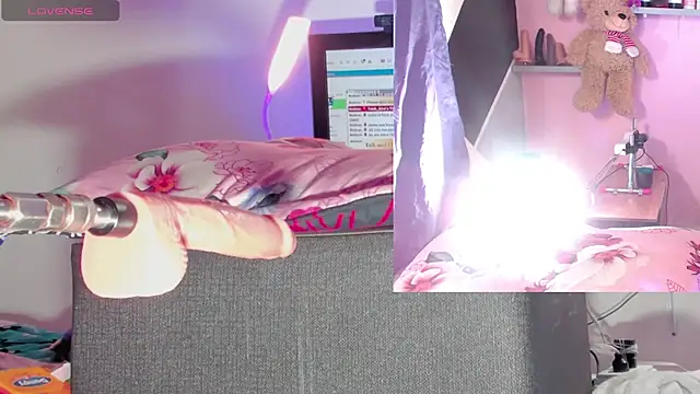 kira touka online show from 11-26-25, 05:08