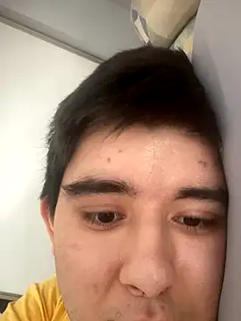 Yann 18 online show from 09-27-25, 06:02