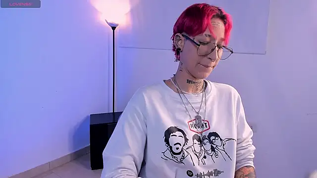 ravengreen  online show from 01-21-25, 09:04