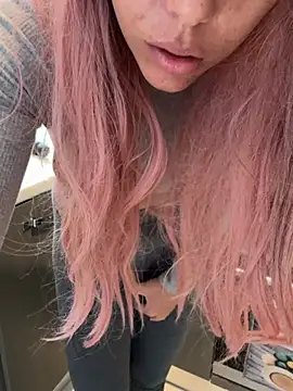 Porcella96 online show from 04-17-26, 08:28