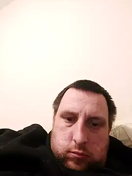 Snapshot of HE-M123 chatting on 12-31-24, 09:50 HE-M123 online show from 12-31-24, 09:50